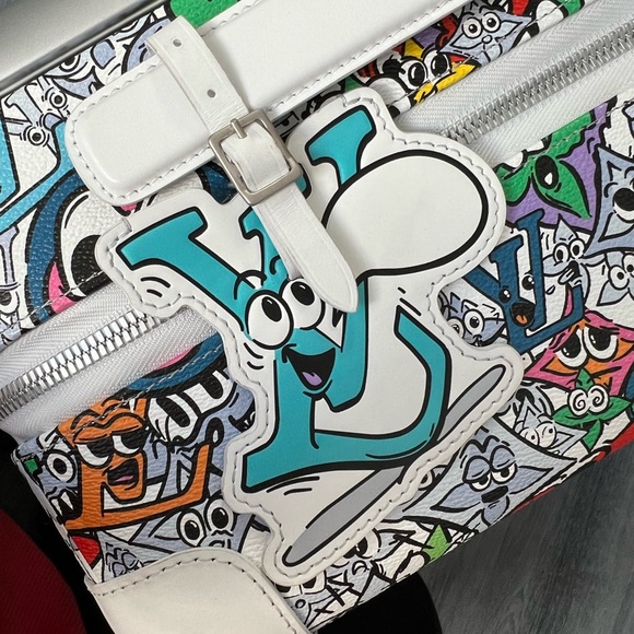 SS23 LV Comic Monogram Horizon 55 Limited Edition - Picture 4 of 11